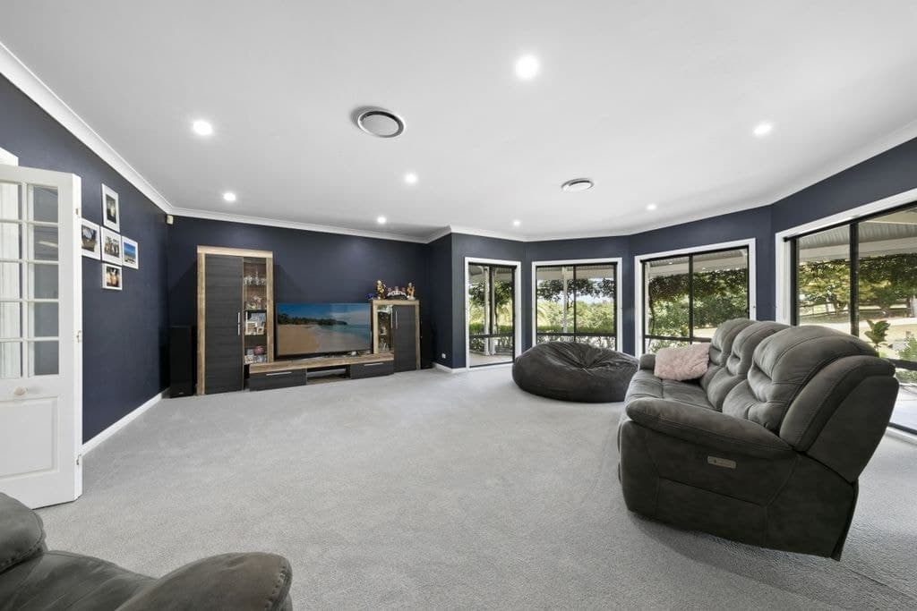 10 Watsons Place, Aberglasslyn - Thumbnail 3