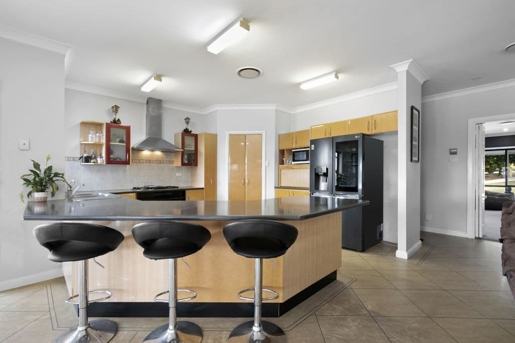 10 Watsons Place, Aberglasslyn - Thumbnail 6