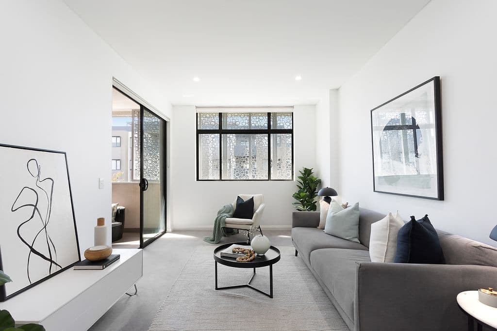 13/156 Botany Road, Alexandria - Image 1