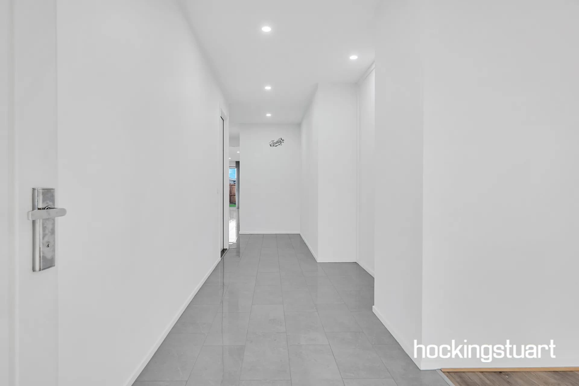 6 Cycad Avenue, Donnybrook - Thumbnail 2