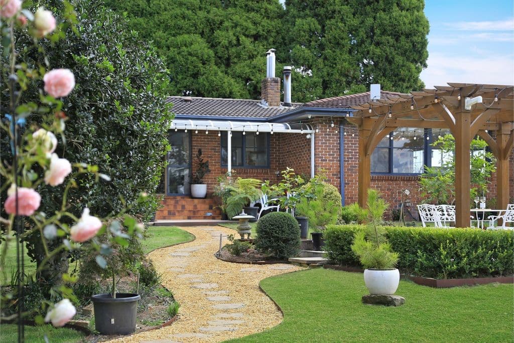 180 Cornwall Road, Exeter - Thumbnail 2