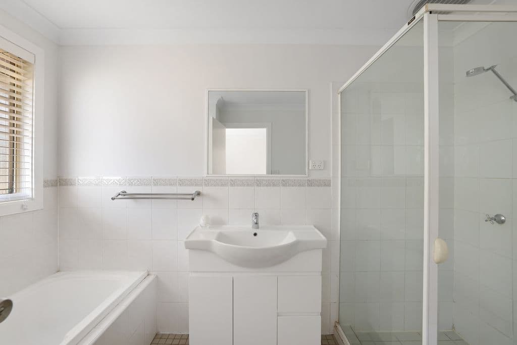 5/12 Johnston Avenue, Lurnea - Thumbnail 8