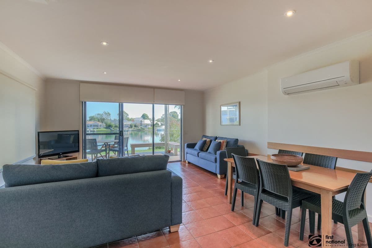 24/19 Mitchell Street, Paynesville, VIC 3880, Paynesville - Image 1