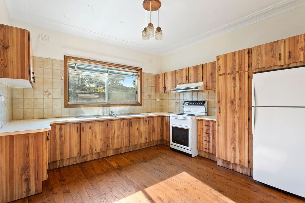 12 Lee Street, Warrawong - Thumbnail 7