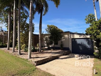 14 Hillside Drive, Grasstree Beach, QLD, 4740, Grasstree Beach - Thumbnail 2