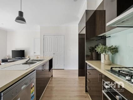 2/95 Chapman Avenue, Glenroy, VIC, 3046, Glenroy - Thumbnail 4