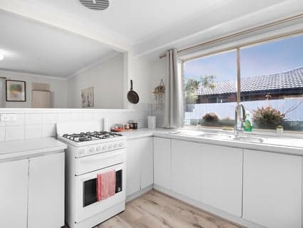10 Enfield Avenue, Werribee, VIC, 3030, Werribee - Thumbnail 7