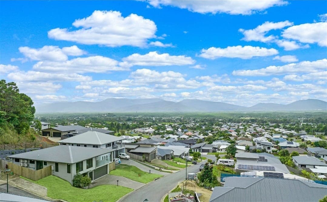 59 Gallery Drive MOUNT SHERIDAN, QLD, Mount Sheridan - Thumbnail 2