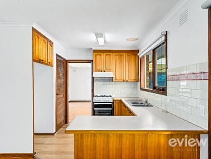 9 Quartok Avenue, Werribee, VIC, 3030, Werribee - Thumbnail 8