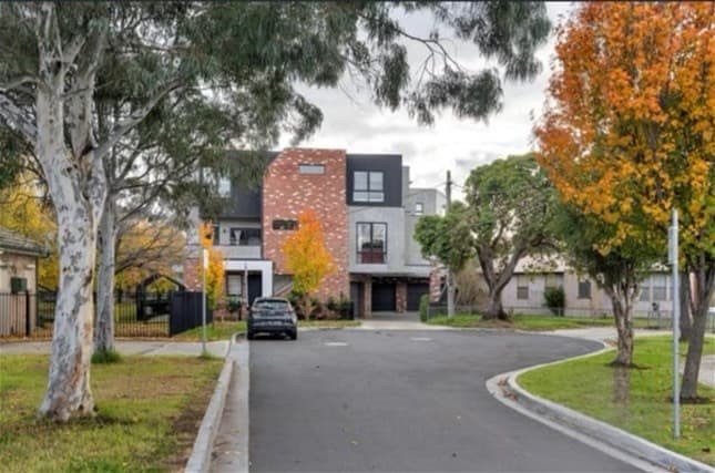 48 Lorensen Avenue COBURG NORTH, VIC, Coburg North - Thumbnail 4