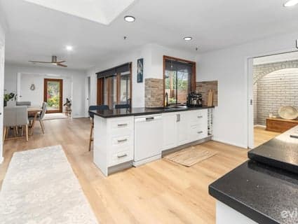 404, Langwarrin - Thumbnail 6
