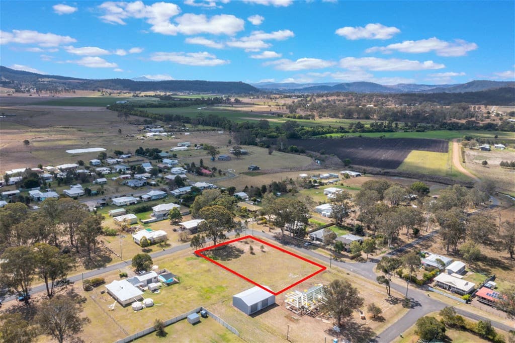 6 Bowman Street MOUNT ALFORD, QLD, Mount Alford - Image 1