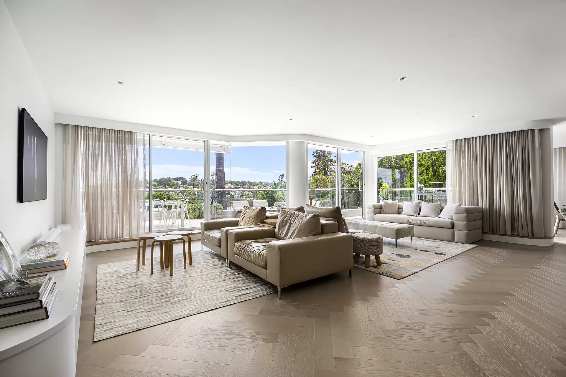 8/39 Sutherland Crescent, Darling Point, Darling Point - Image 1