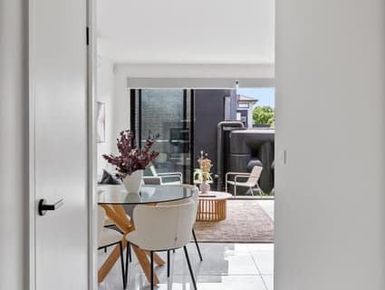 2/124 Essex Street, Pascoe Vale, VIC, 3044, Pascoe Vale - Thumbnail 2