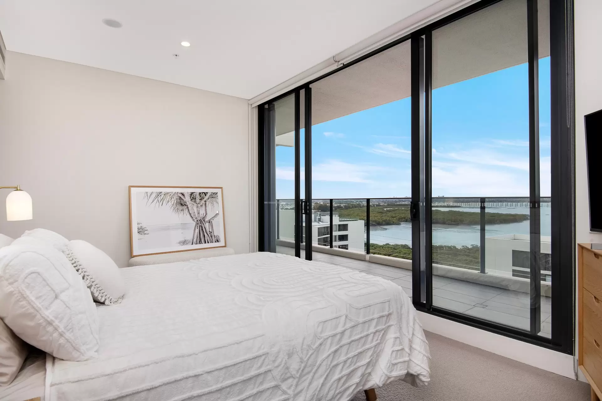 1005/4 Foreshore Boulevard, Woolooware, Woolooware - Thumbnail 7