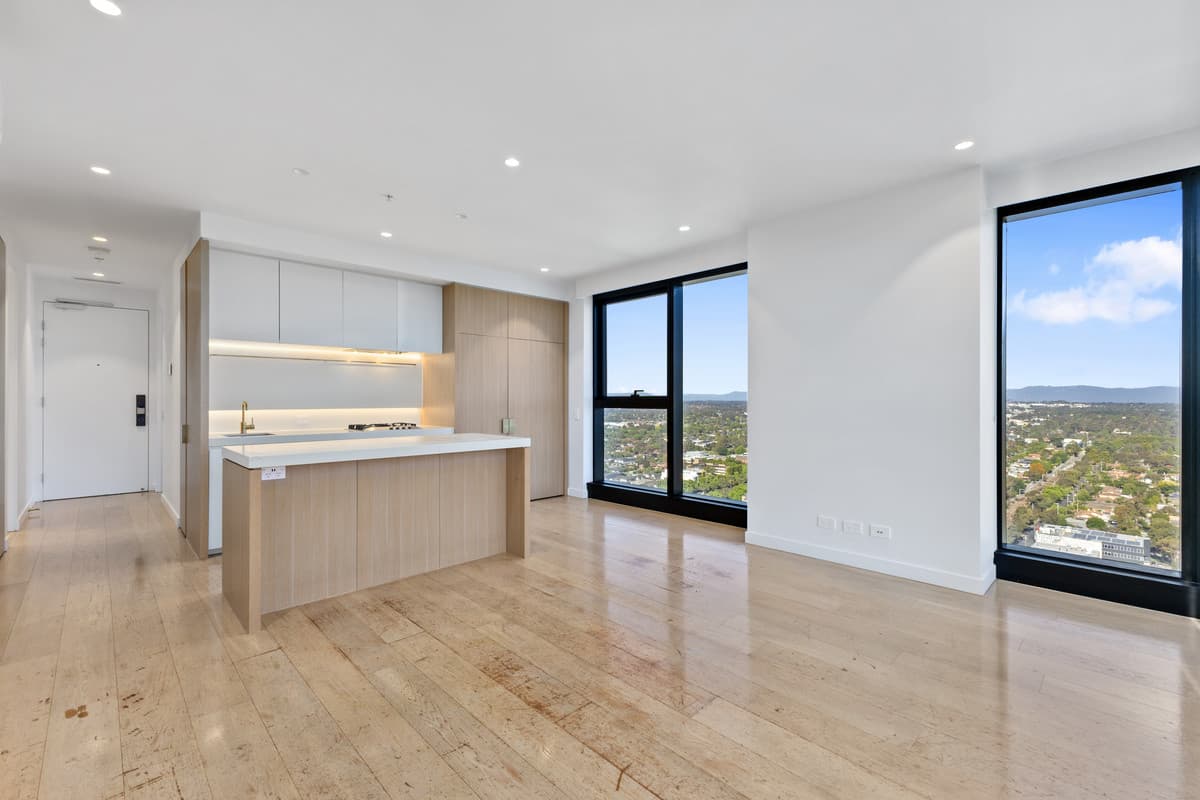 2413 / 545 Station Street, Box Hill VIC 3128, Box Hill - Thumbnail 2