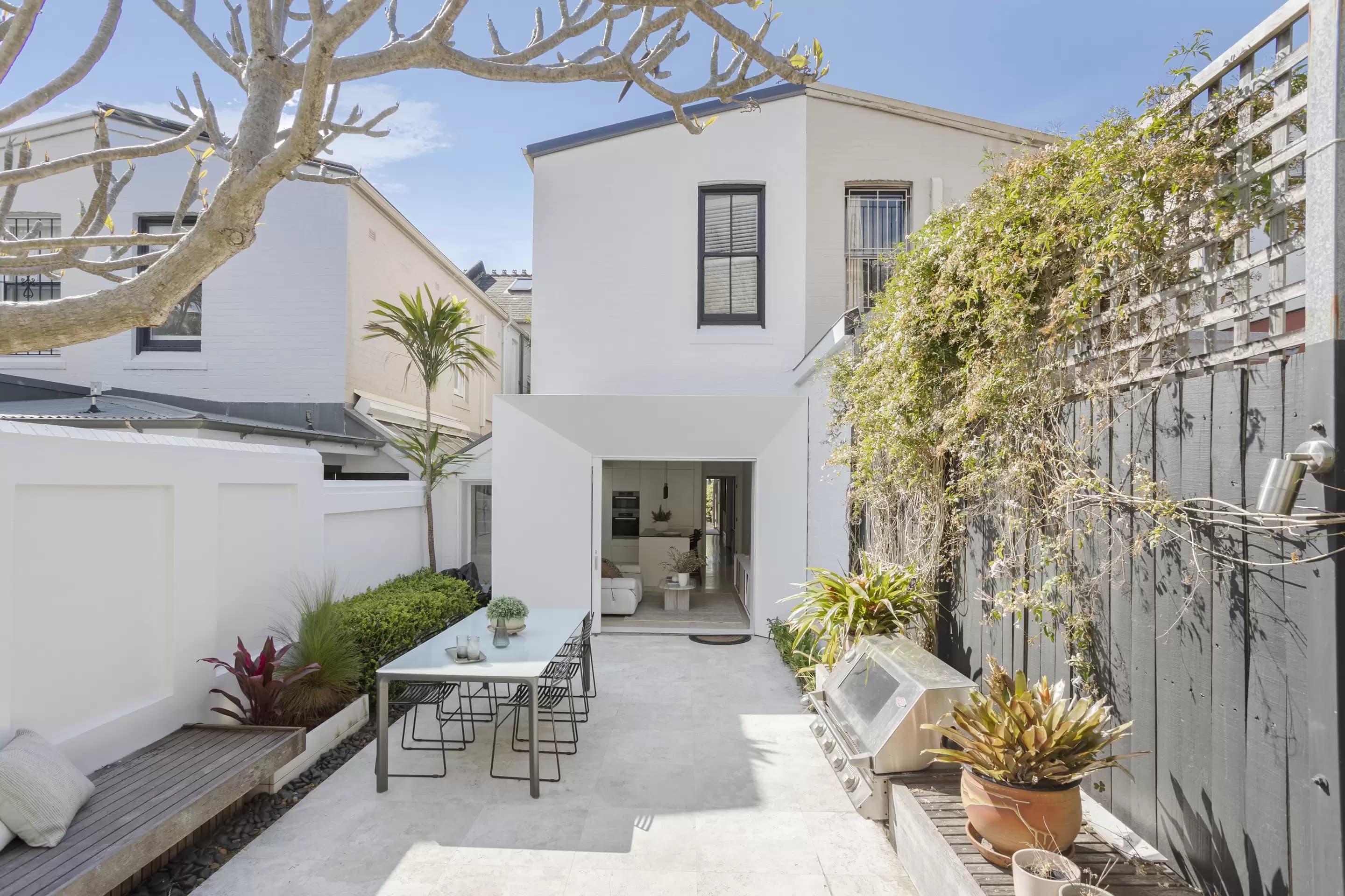 110 Edgecliff Road, Woollahra, Woollahra - Image 1