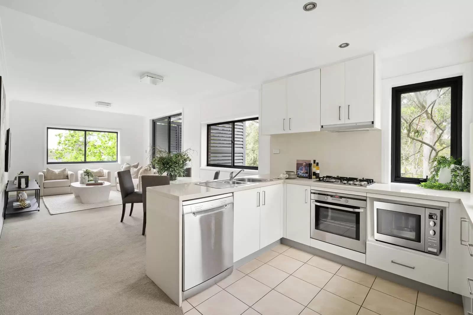 28/1-3 Eulbertie Avenue, Warrawee, Warrawee - Thumbnail 4
