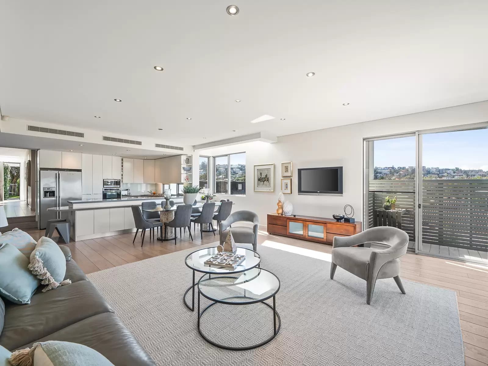 65 Gilgandra Road, North Bondi, North Bondi - Image 1