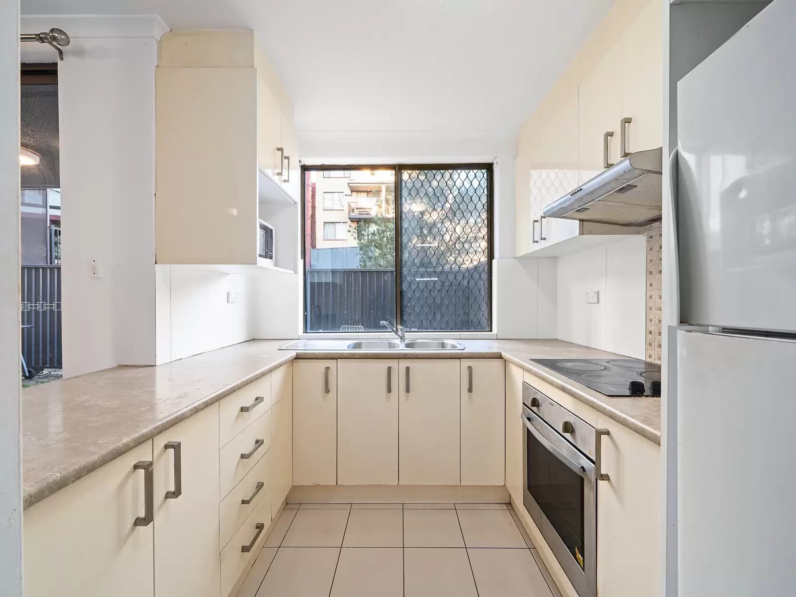 25/2 Goodlet Street, Surry Hills, Surry Hills - Thumbnail 5