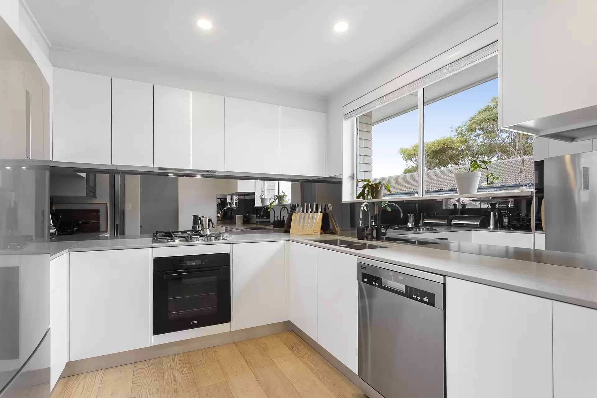 5/10 Henrietta Street, Waverley, Waverley - Thumbnail 3