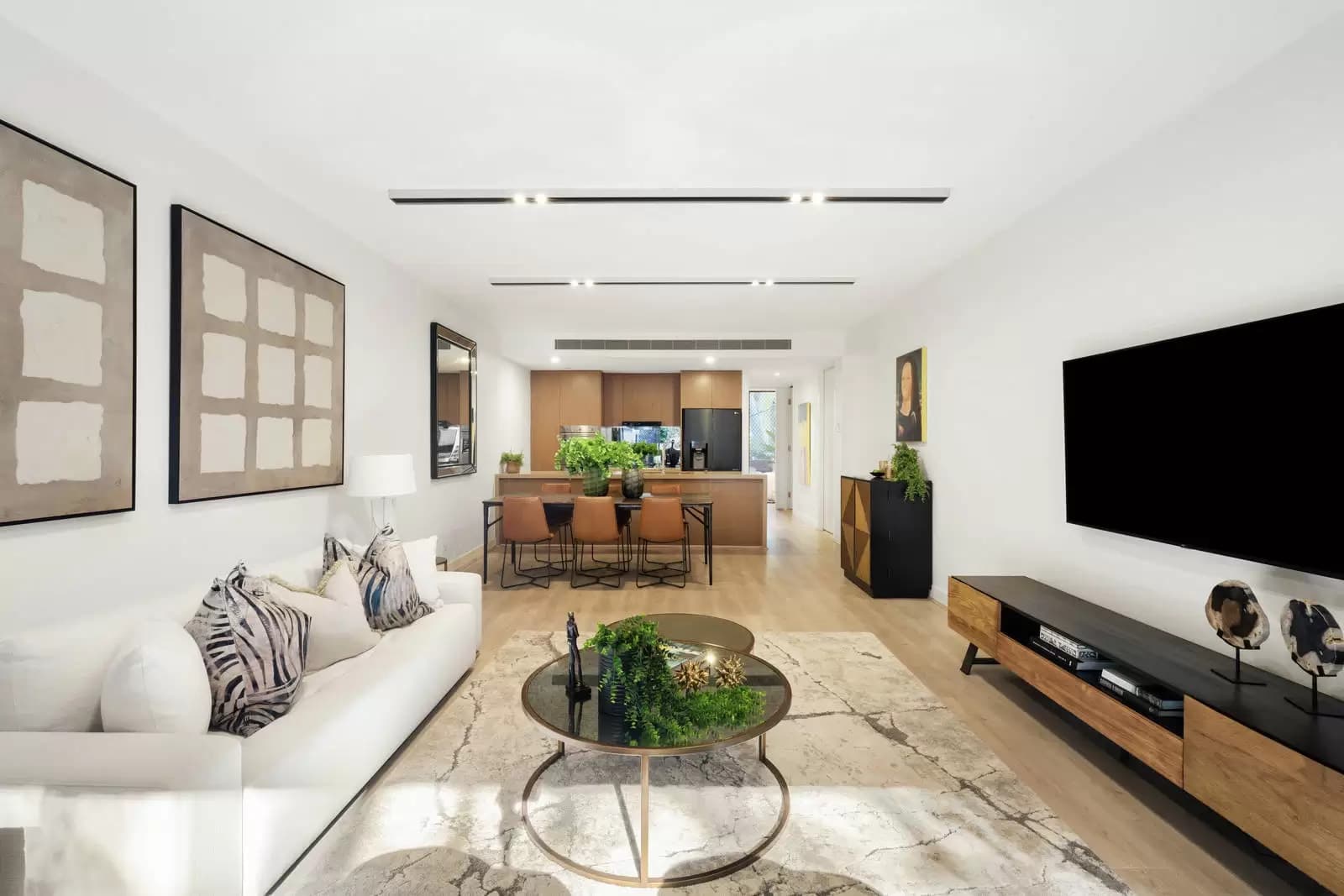 2/8 Nola Road, Roseville, Roseville - Thumbnail 4