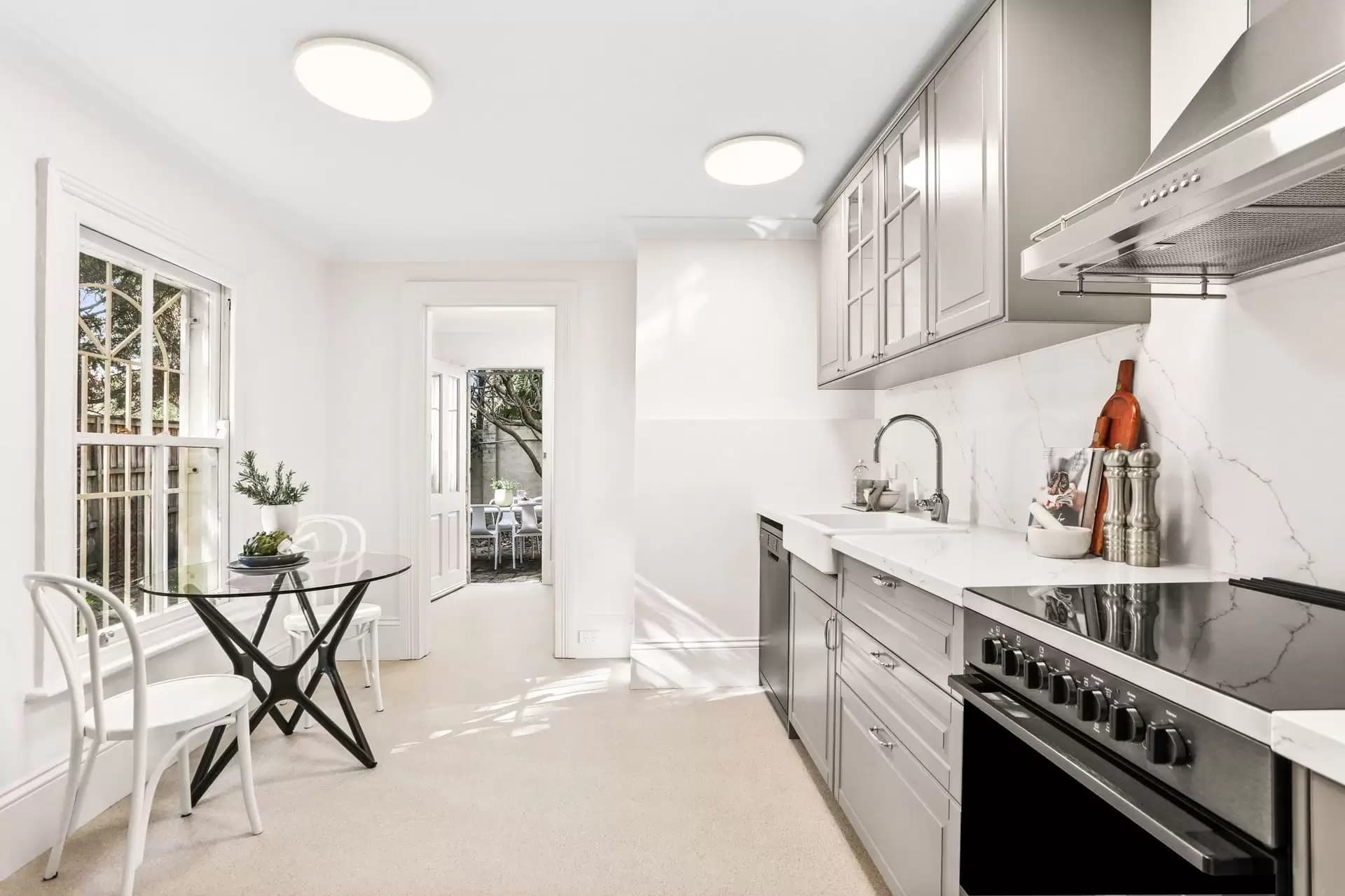 37 Vernon Street, Woollahra, Woollahra - Thumbnail 2