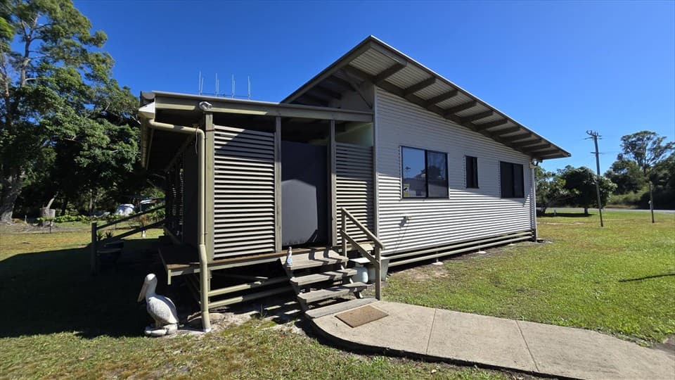 15 Boronia Drive, Poona - Thumbnail 2