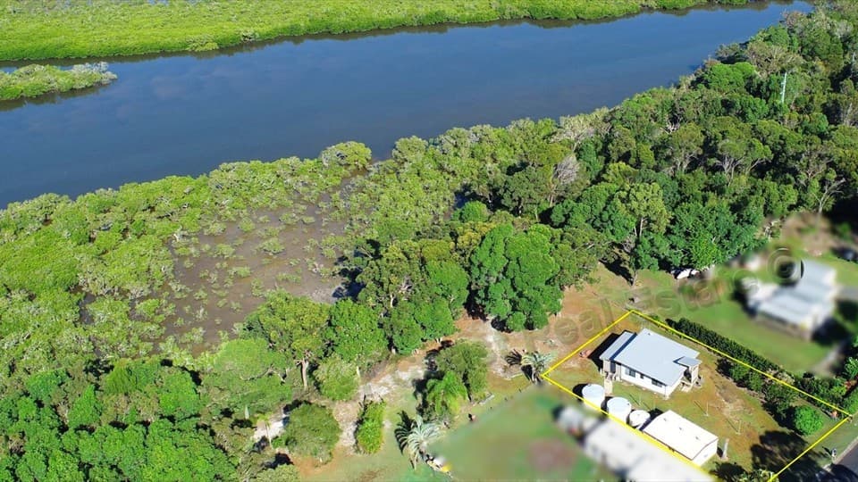 15 Boronia Drive, Poona - Thumbnail 7