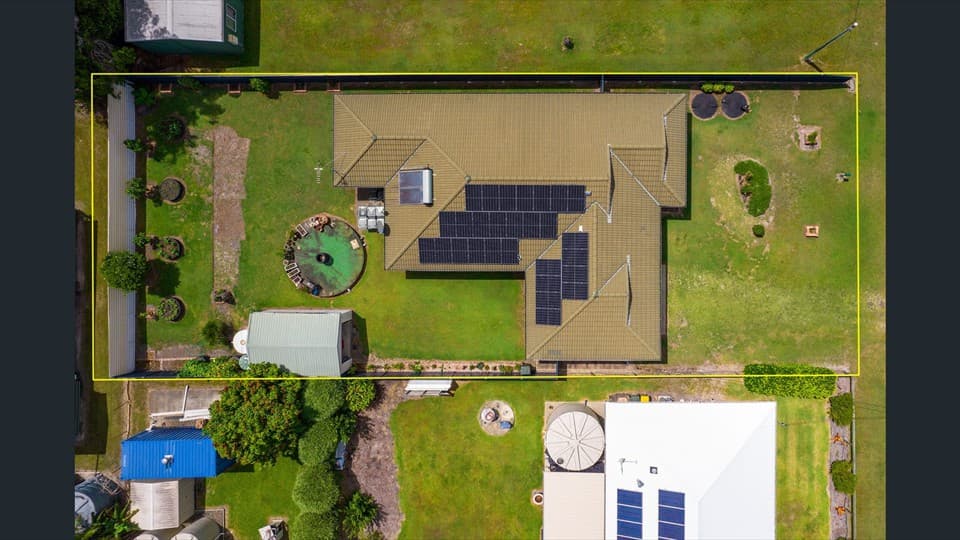 30 Boronia Drive, Poona - Thumbnail 3