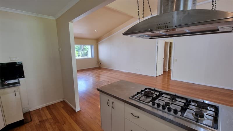 37 Outridge Street, Poona - Thumbnail 7