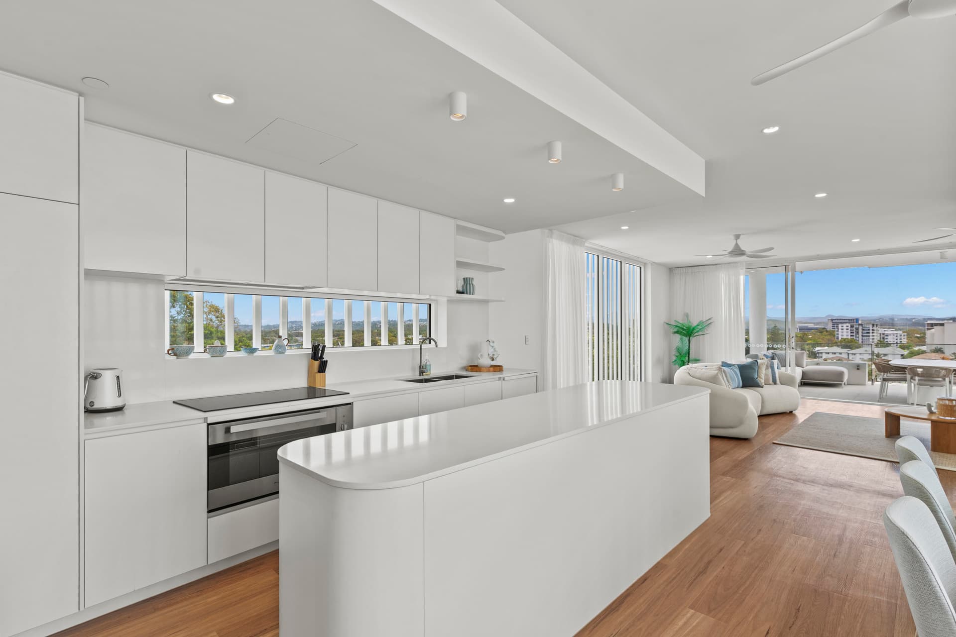 2/13 Rutledge Street, Coolangatta, QLD, 4225, Coolangatta - Thumbnail 5