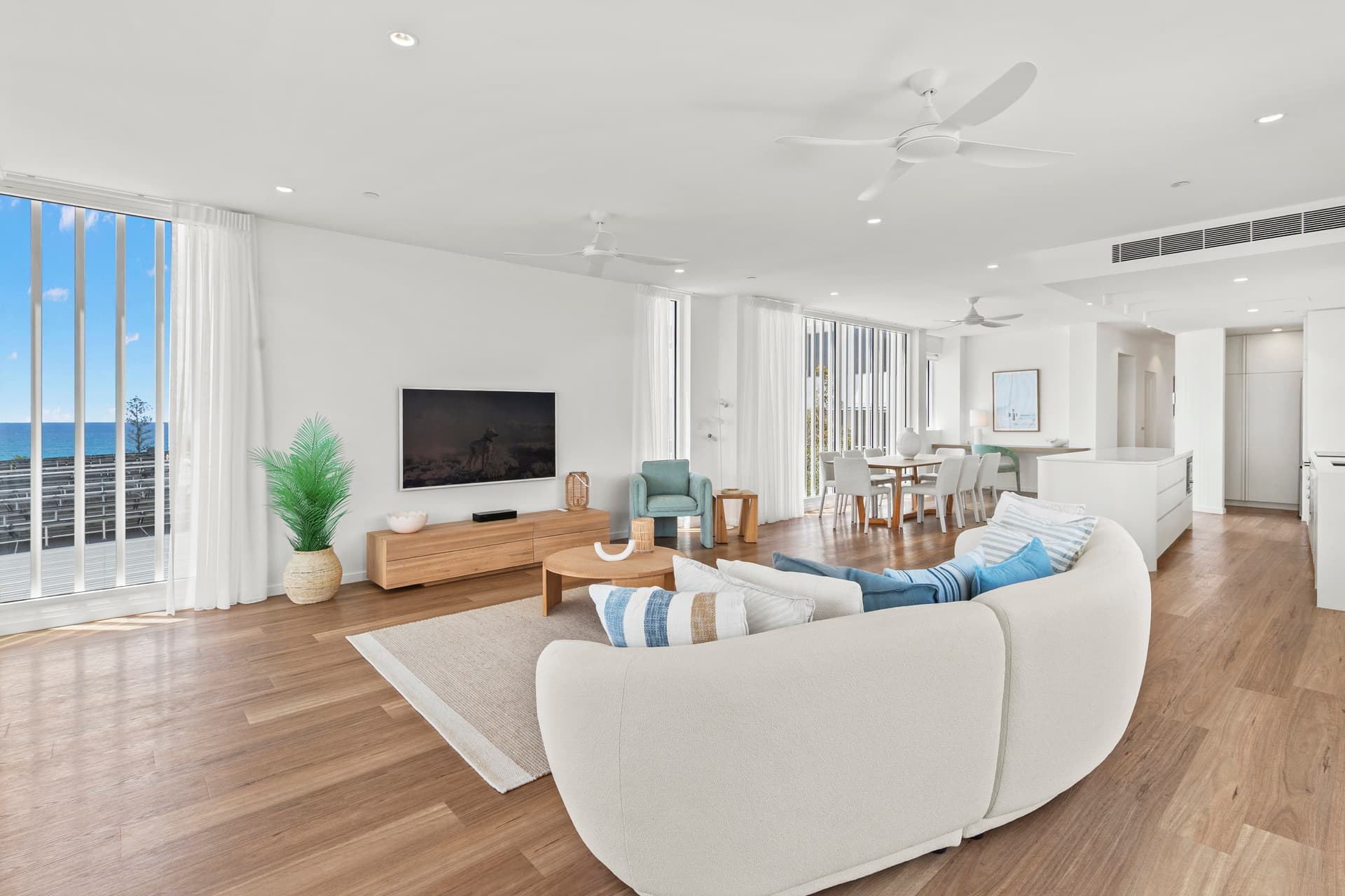 2/13 Rutledge Street, Coolangatta, QLD, 4225, Coolangatta - Thumbnail 6