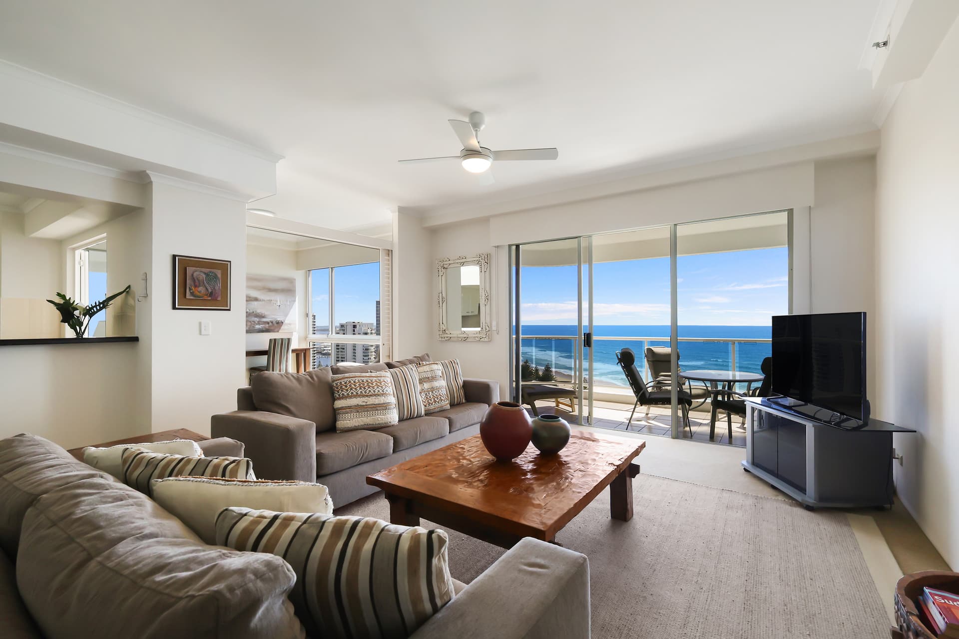 147/59 Pacific  Street, Main Beach, QLD, 4217, Main Beach - Thumbnail 4