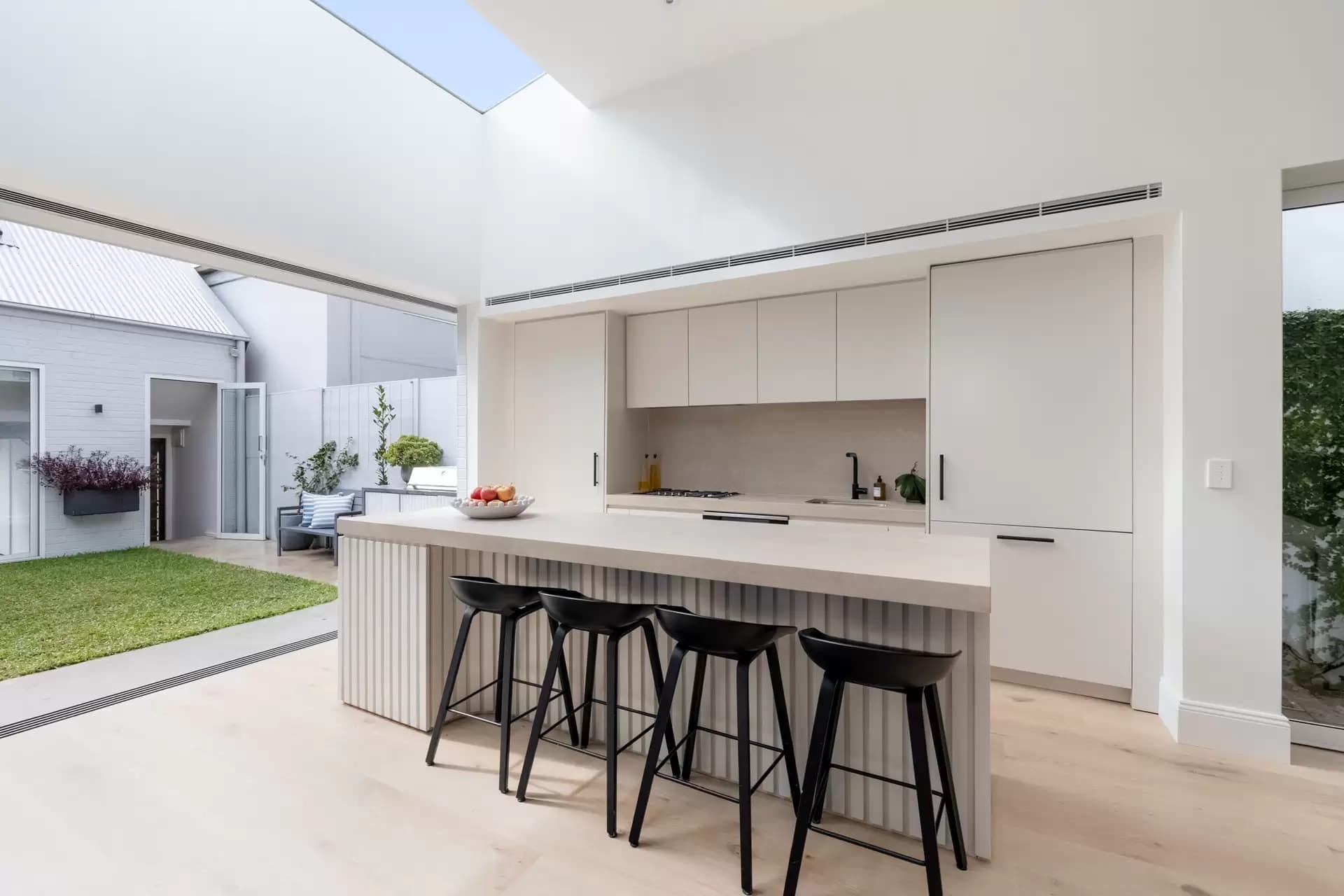 12 Kenilworth Street, Bondi Junction, Bondi Junction - Thumbnail 4