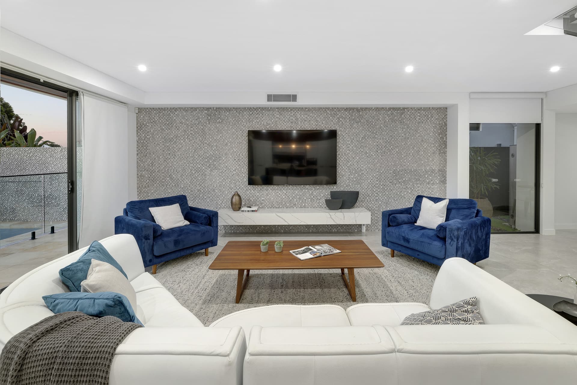 75 Crombie Avenue, Bundall, QLD, 4217, Bundall - Thumbnail 8