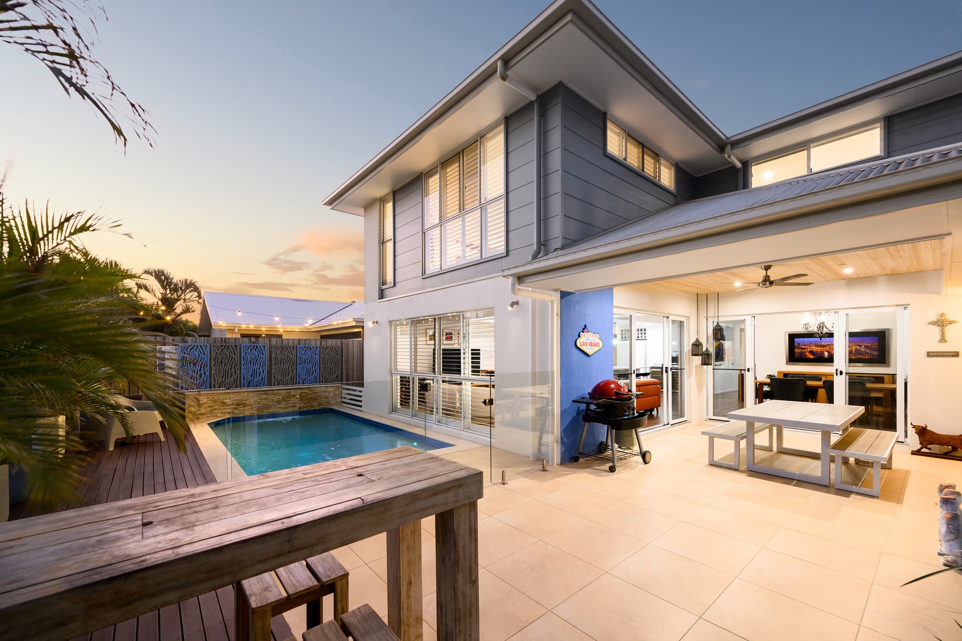 31 Keelson Crescent, Hope Island, QLD, 4212, Hope Island - Thumbnail 2