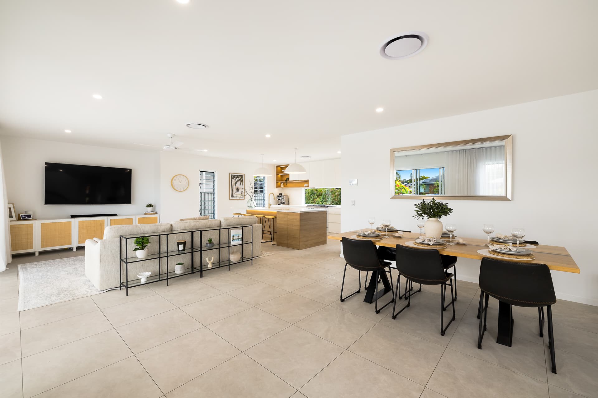 15 Cuckoo Crescent, Burleigh Waters, QLD, 4220, Burleigh Waters - Thumbnail 4