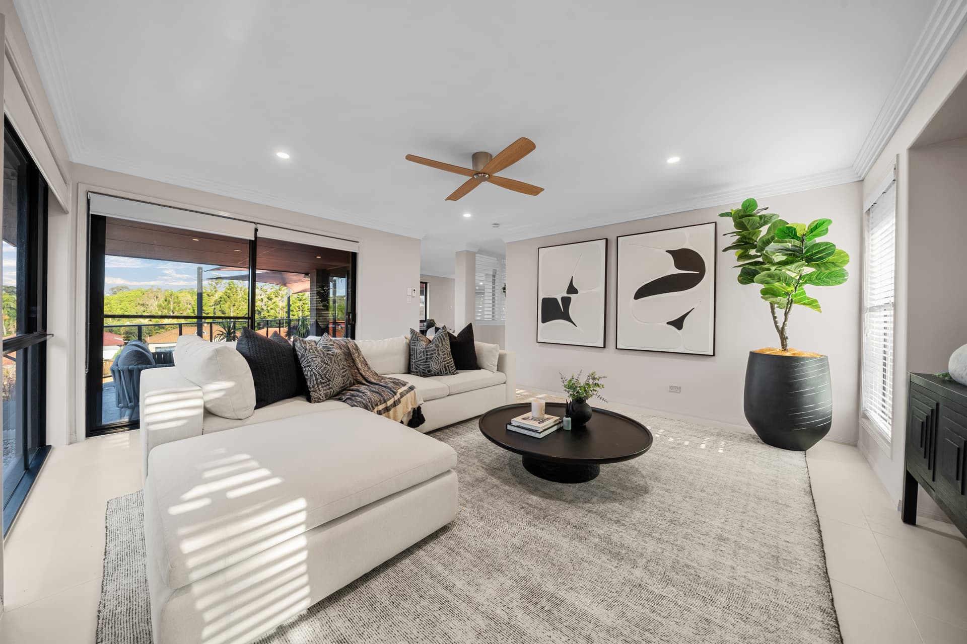 74 Sea Eagle  Drive, Burleigh Waters, QLD, 4220, Burleigh Waters - Thumbnail 3