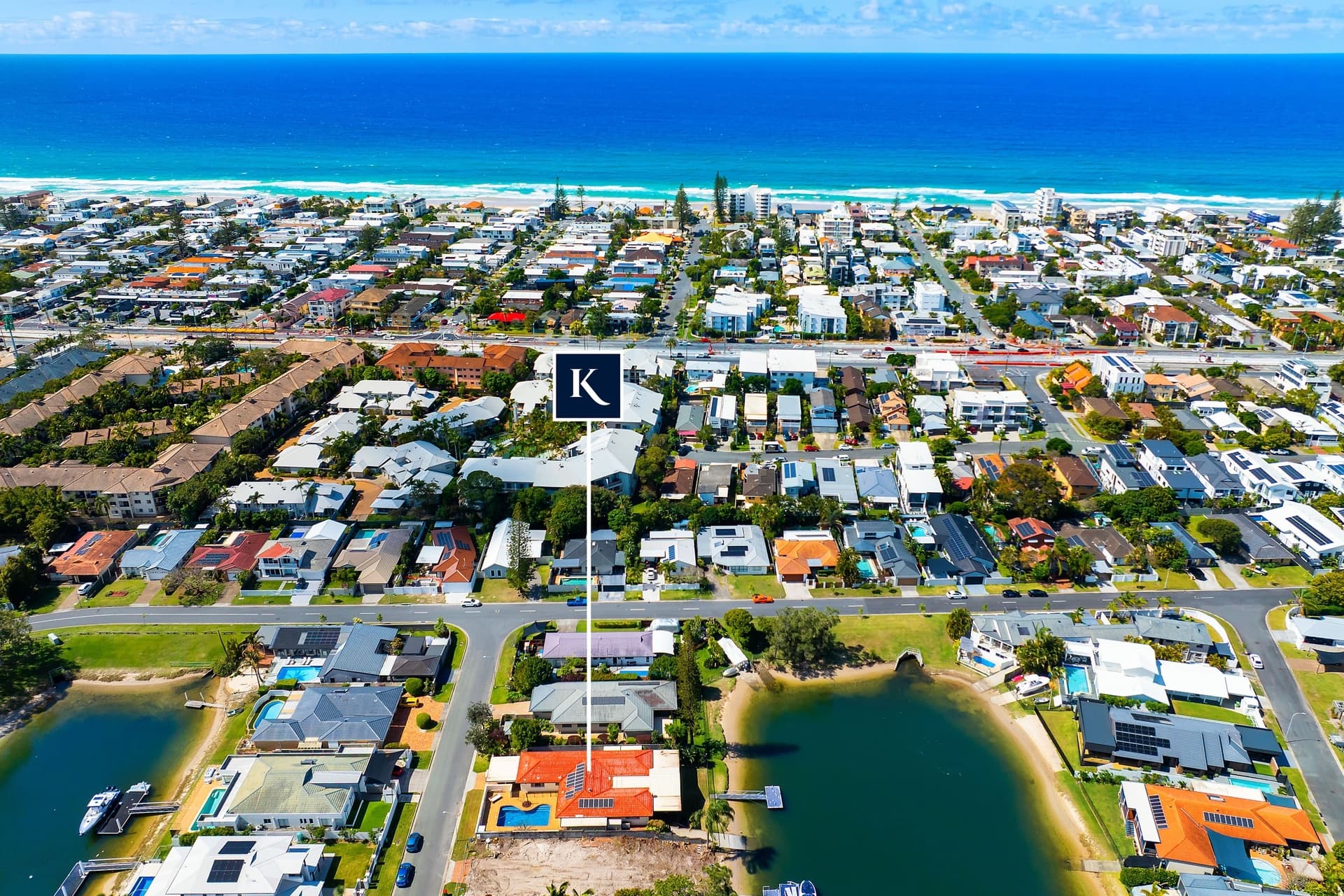 6 Kurrawa Avenue, Mermaid Waters, QLD, 4218, Mermaid Waters - Thumbnail 2