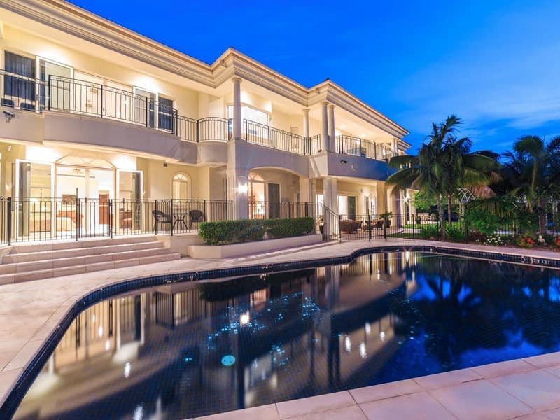 60 Sophie Avenue, Broadbeach Waters, QLD, 4218, Broadbeach Waters - Thumbnail 3