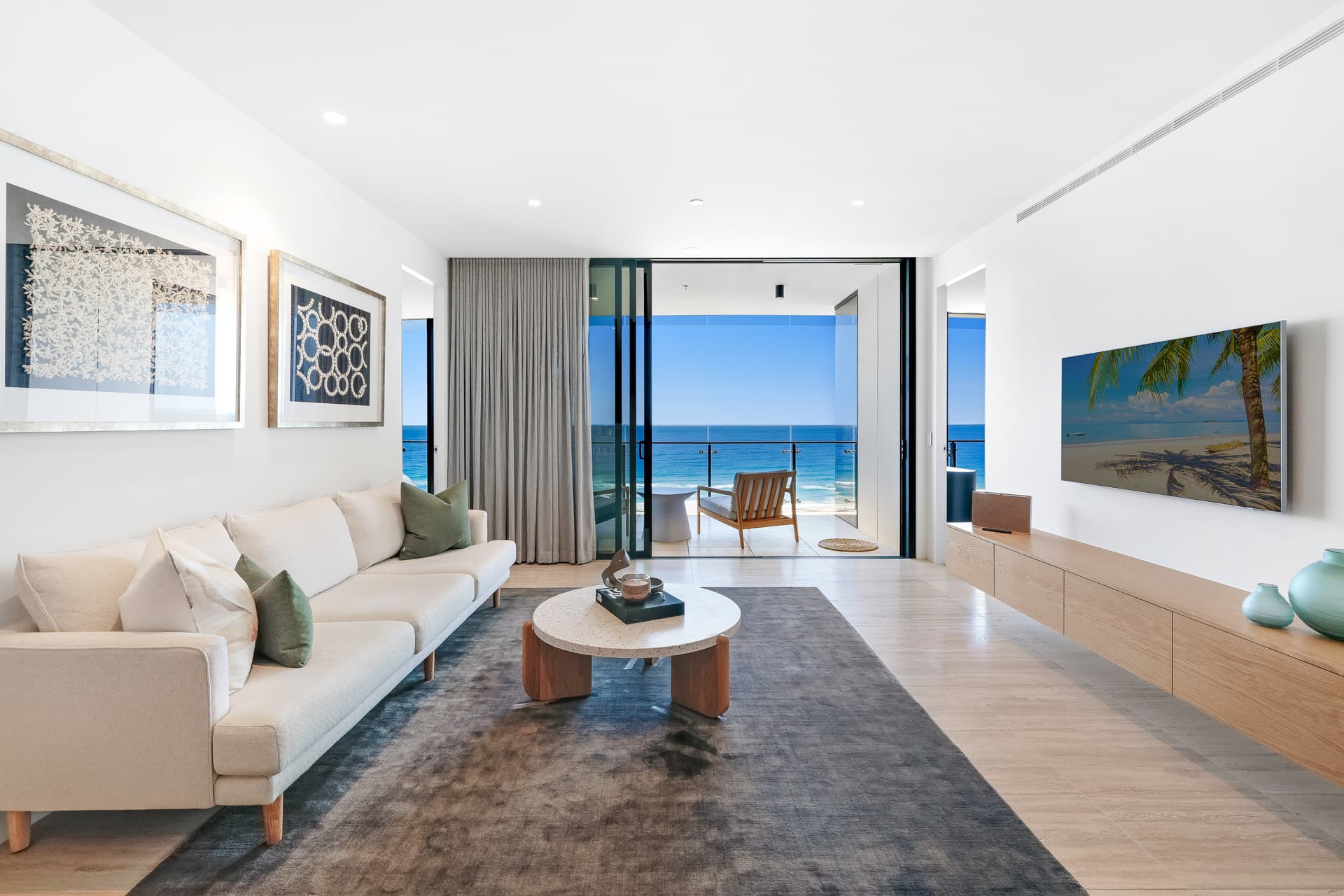 902/272 Hedges Avenue , Mermaid Beach, QLD, 4218, Mermaid Beach - Thumbnail 2