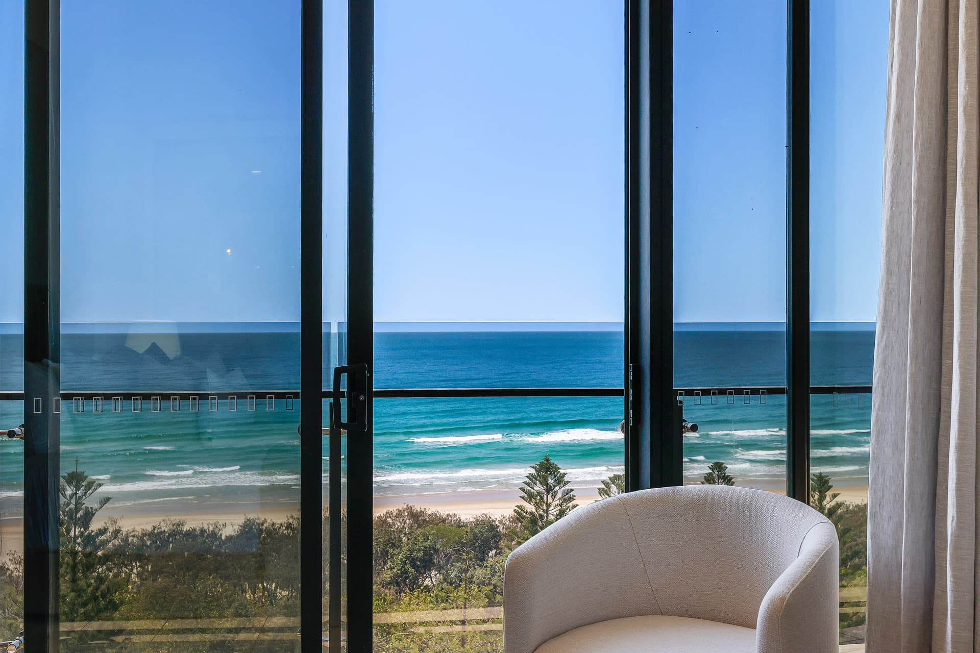 902/272 Hedges Avenue , Mermaid Beach, QLD, 4218, Mermaid Beach - Thumbnail 4