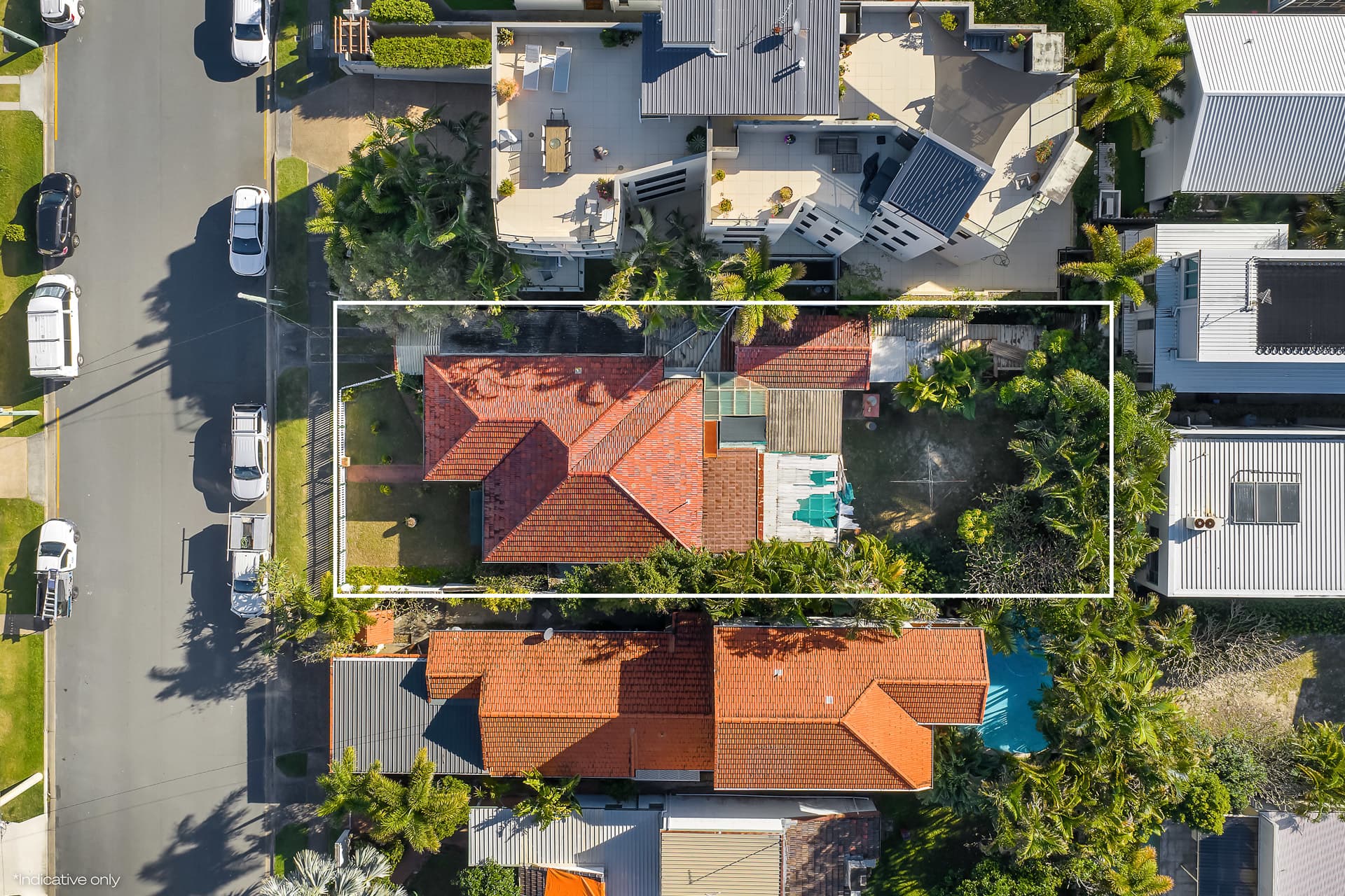 11 Cronulla Avenue, Mermaid Beach, QLD, 4218, Mermaid Beach - Thumbnail 2