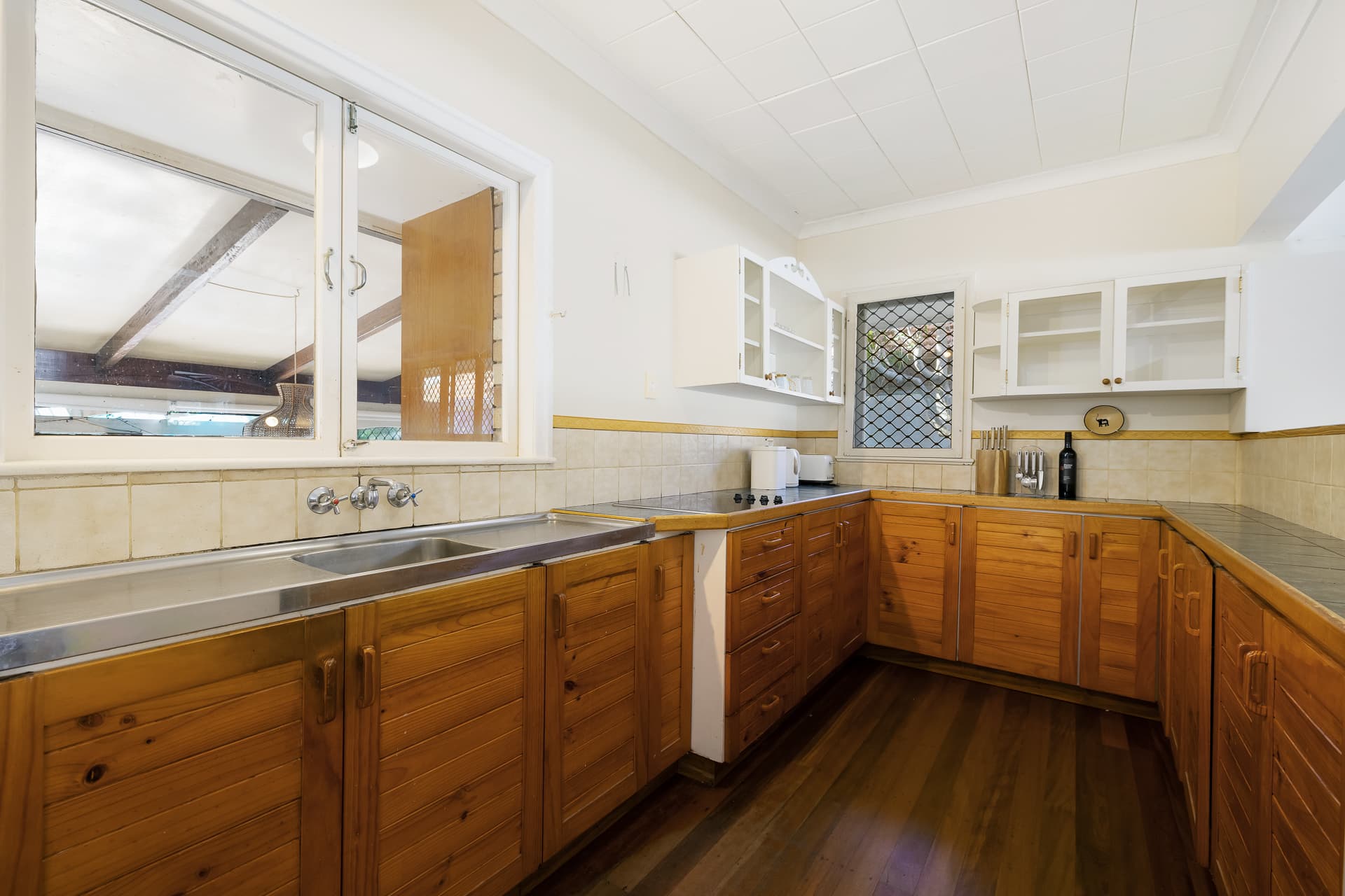 11 Cronulla Avenue, Mermaid Beach, QLD, 4218, Mermaid Beach - Thumbnail 8