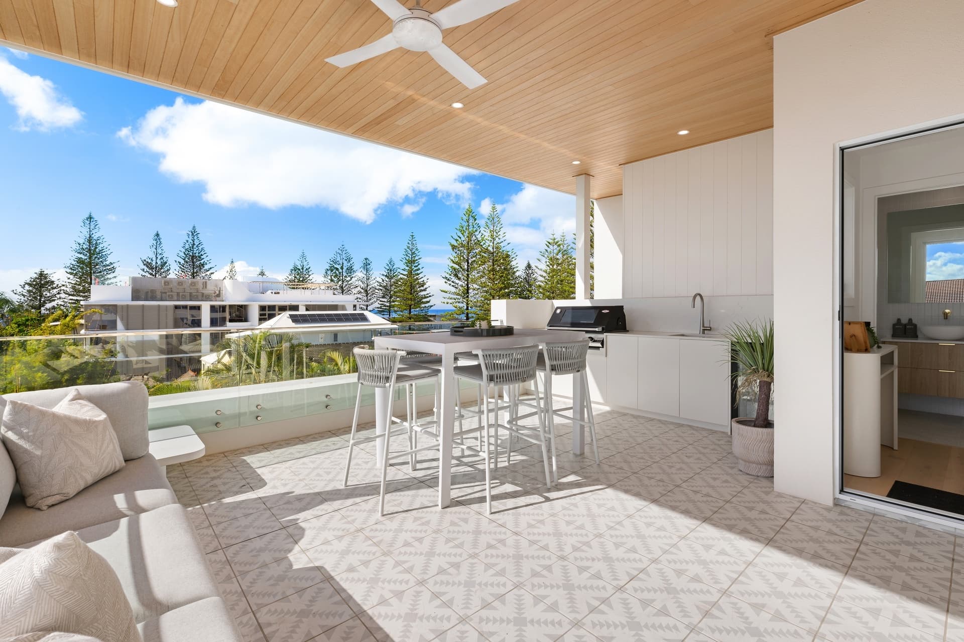 4/19 Hythe Street, Miami, QLD, 4220, Miami - Thumbnail 2