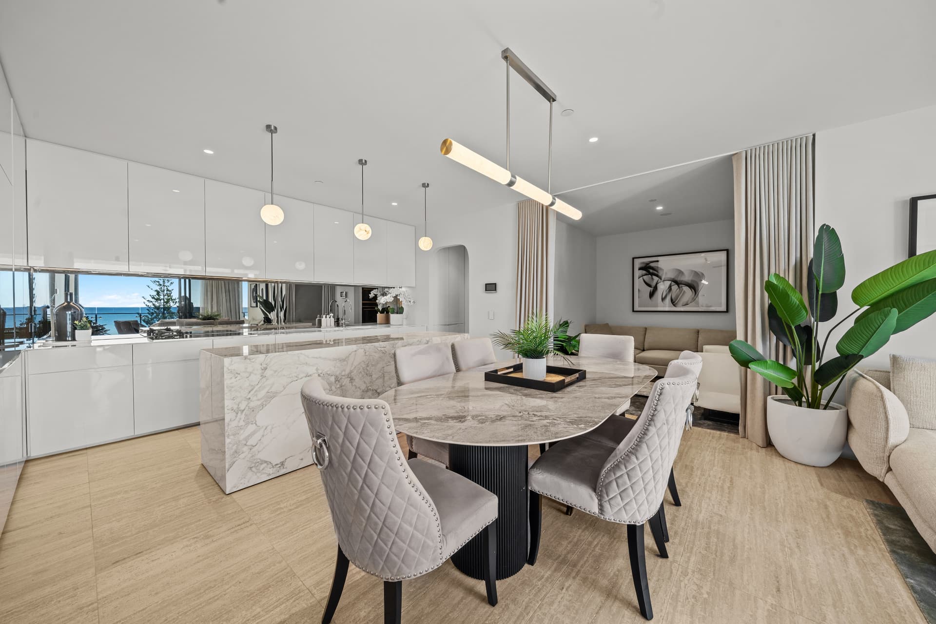 502/272 Hedges Avenue, Mermaid Beach, QLD, 4218, Mermaid Beach - Thumbnail 2