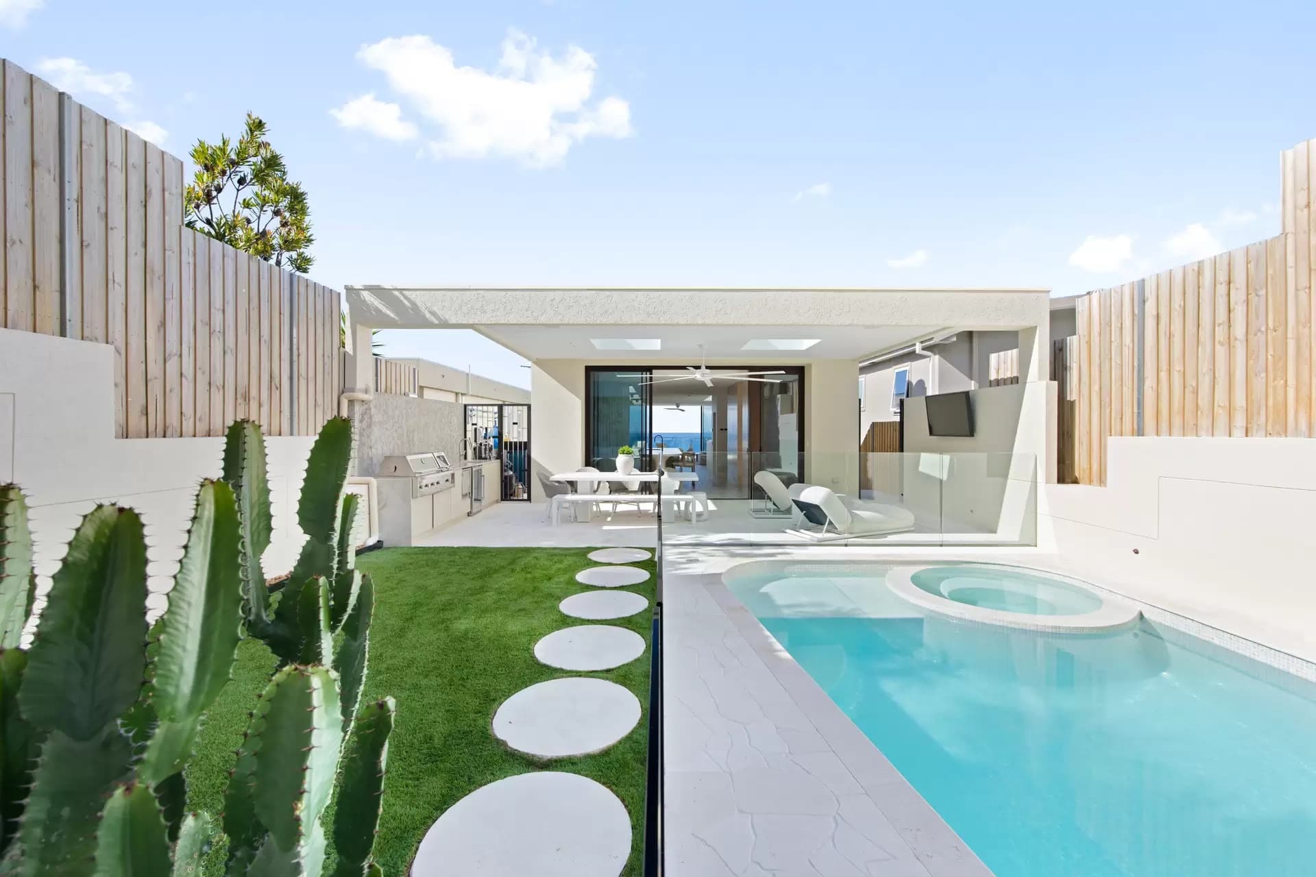 28 Wolseley Road, South Coogee, South Coogee - Image 1