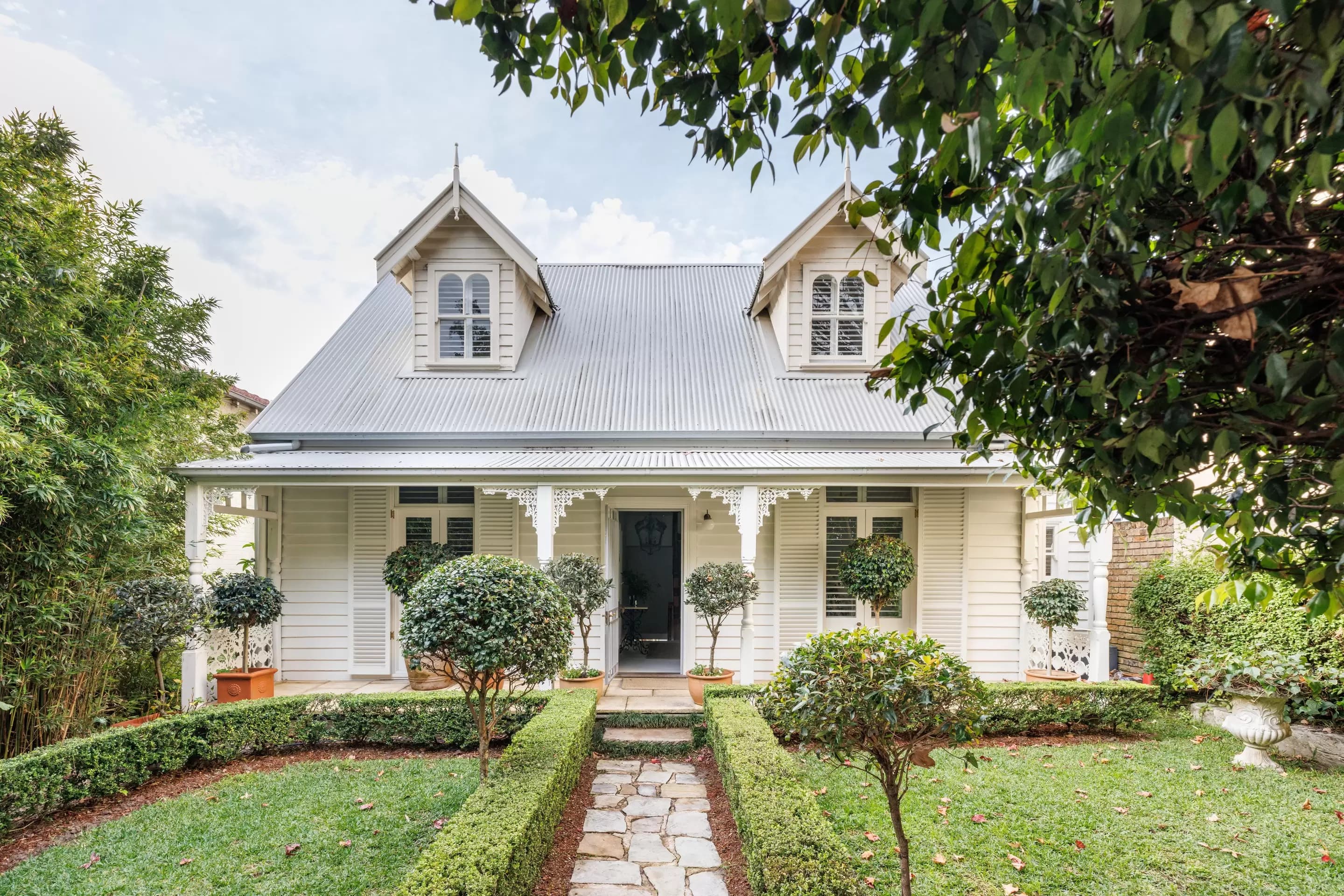 110 Sutherland Street, Paddington, Paddington - Thumbnail 2