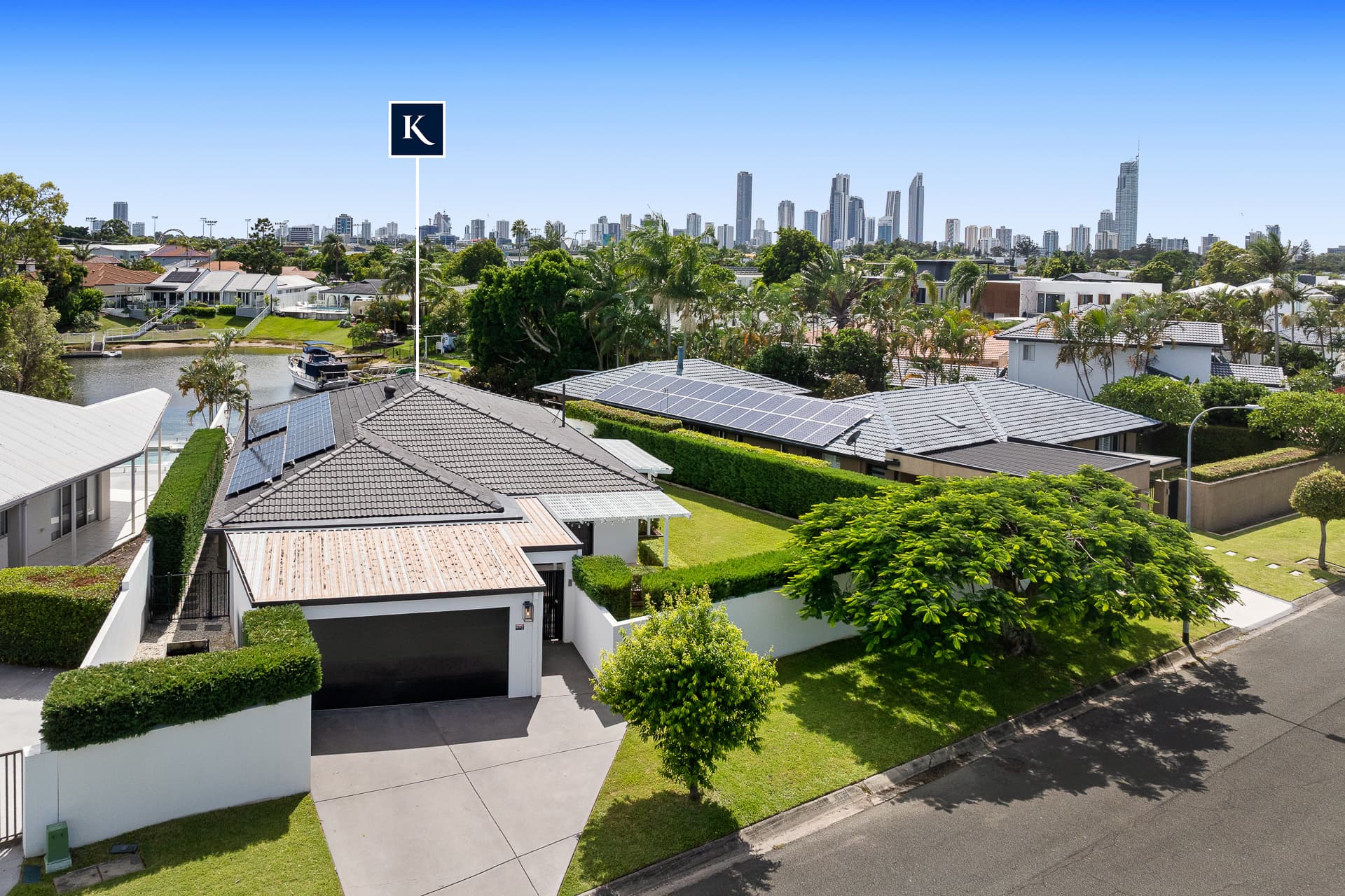 5 Balmoral Avenue, Sorrento, QLD, 4217, Sorrento - Thumbnail 2